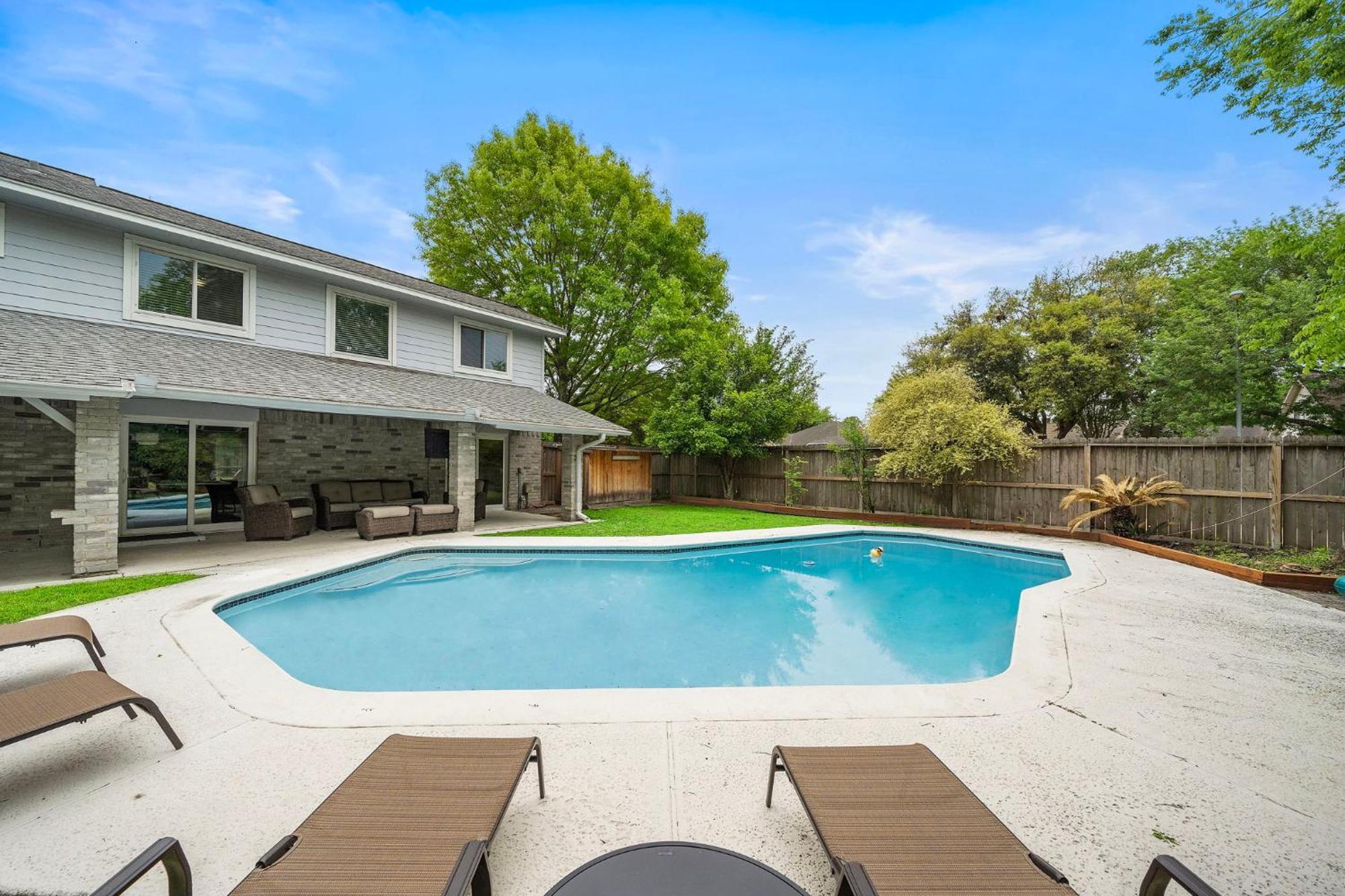 Pool Getaway Games Wifi Bbq Yard Houston
